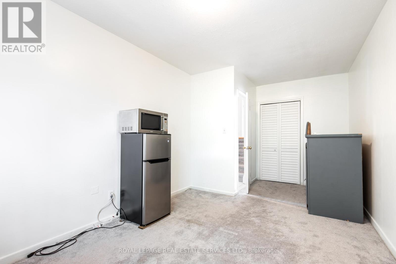 75 Upwood Avenue, Toronto, Ontario  M6L 3A4 - Photo 23 - W12294160