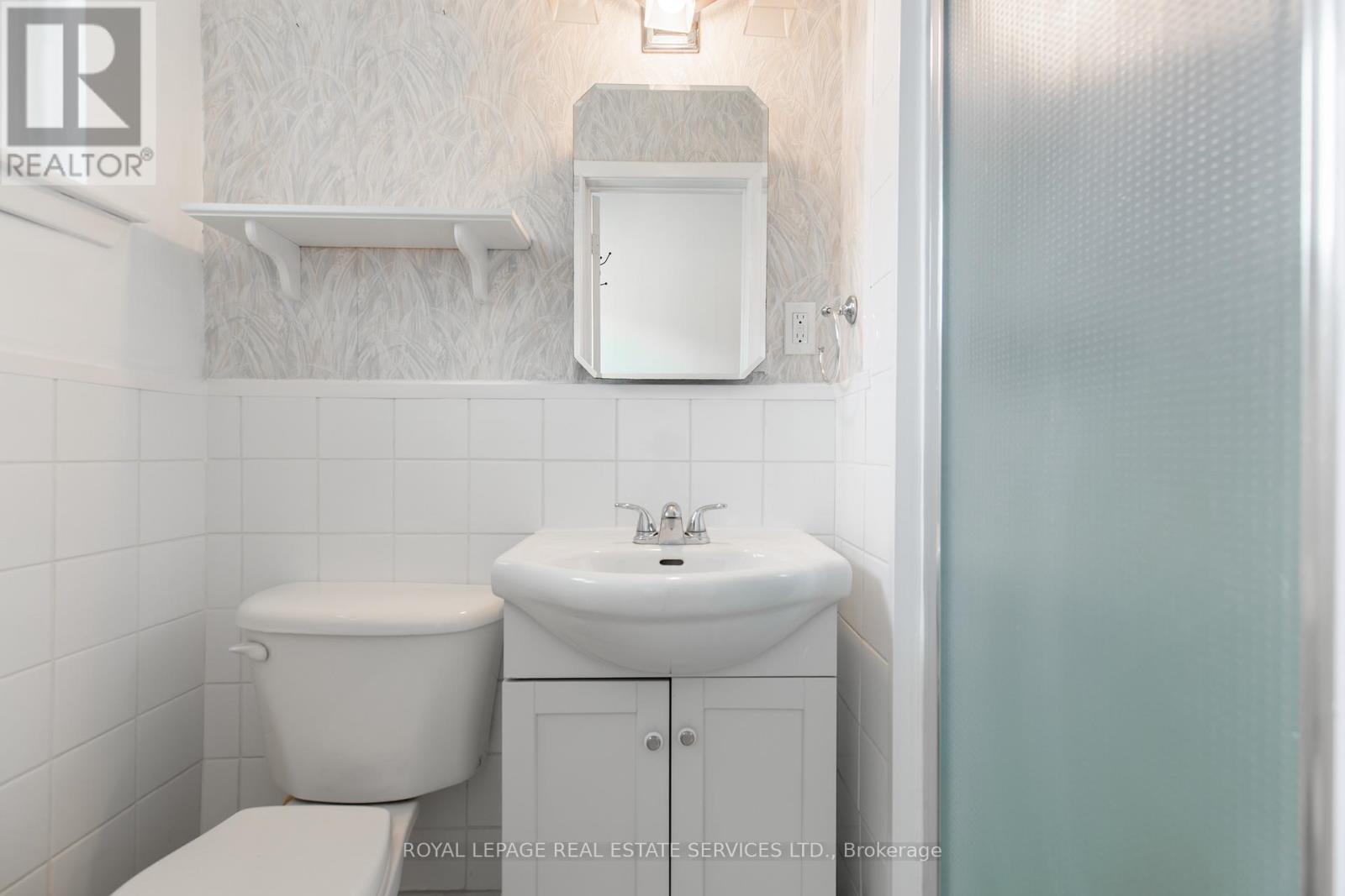 75 Upwood Avenue, Toronto, Ontario  M6L 3A4 - Photo 28 - W12294160