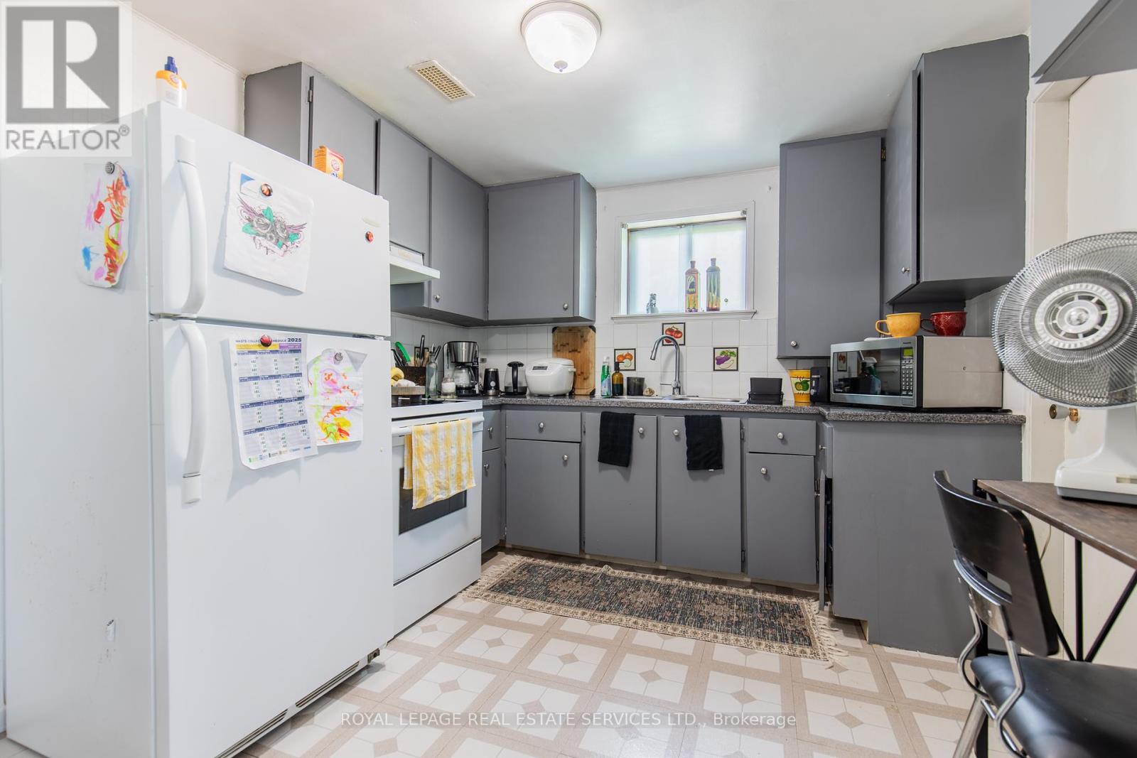 75 Upwood Avenue, Toronto, Ontario  M6L 3A4 - Photo 34 - W12294160