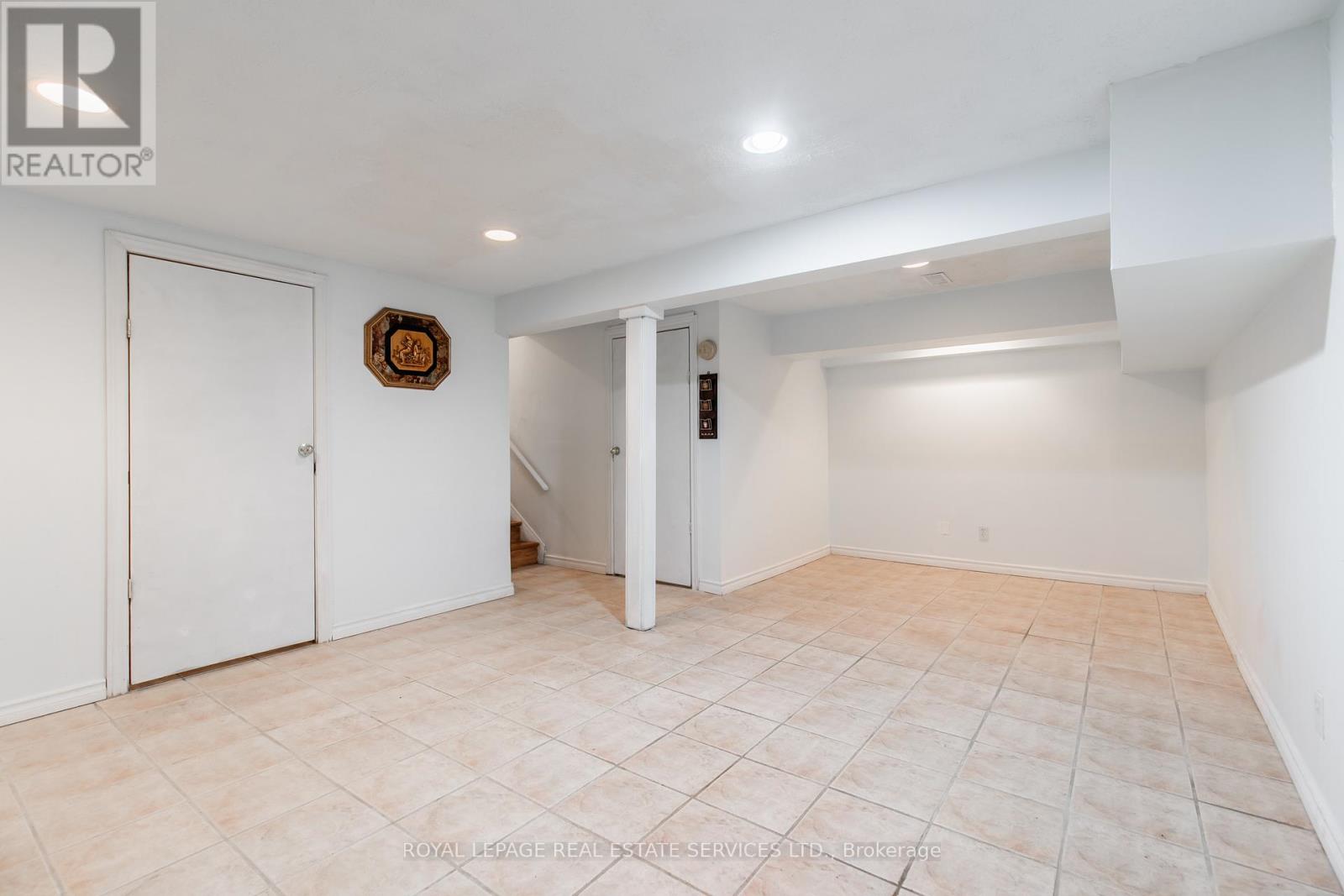 75 Upwood Avenue, Toronto, Ontario  M6L 3A4 - Photo 38 - W12294160