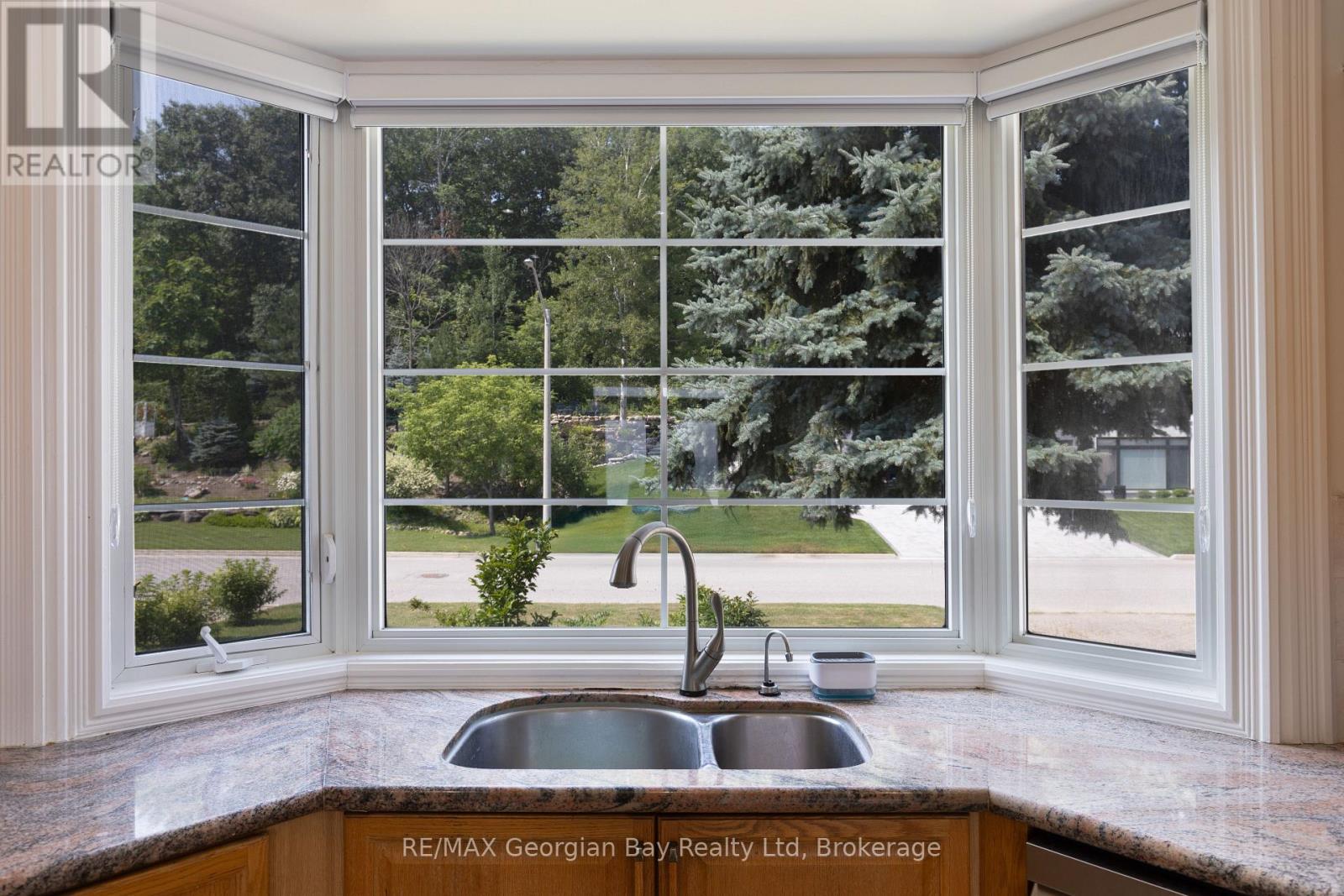 369 Aberdeen Boulevard, Midland, Ontario  L4R 5M9 - Photo 6 - S12294208