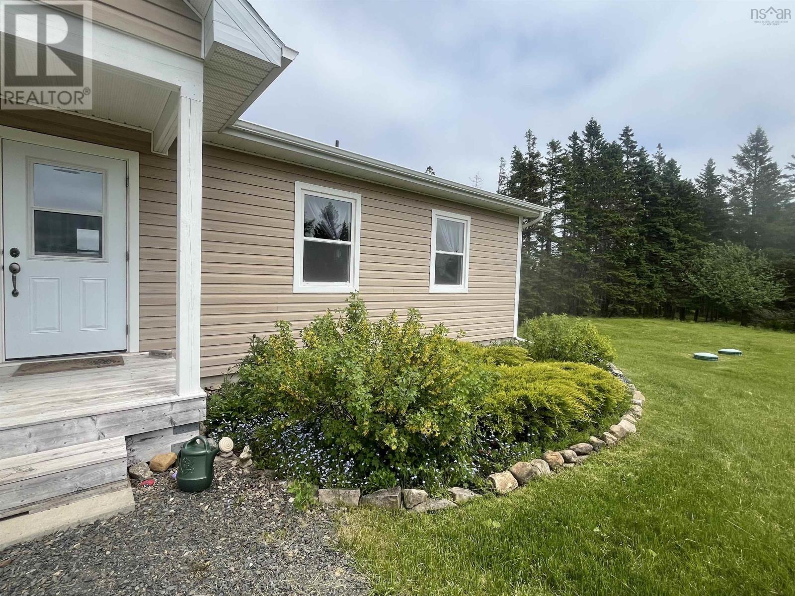 1045 North Side Loch Lomond Road, Loch Lomond, Nova Scotia  B2E 1C4 - Photo 5 - 202514274