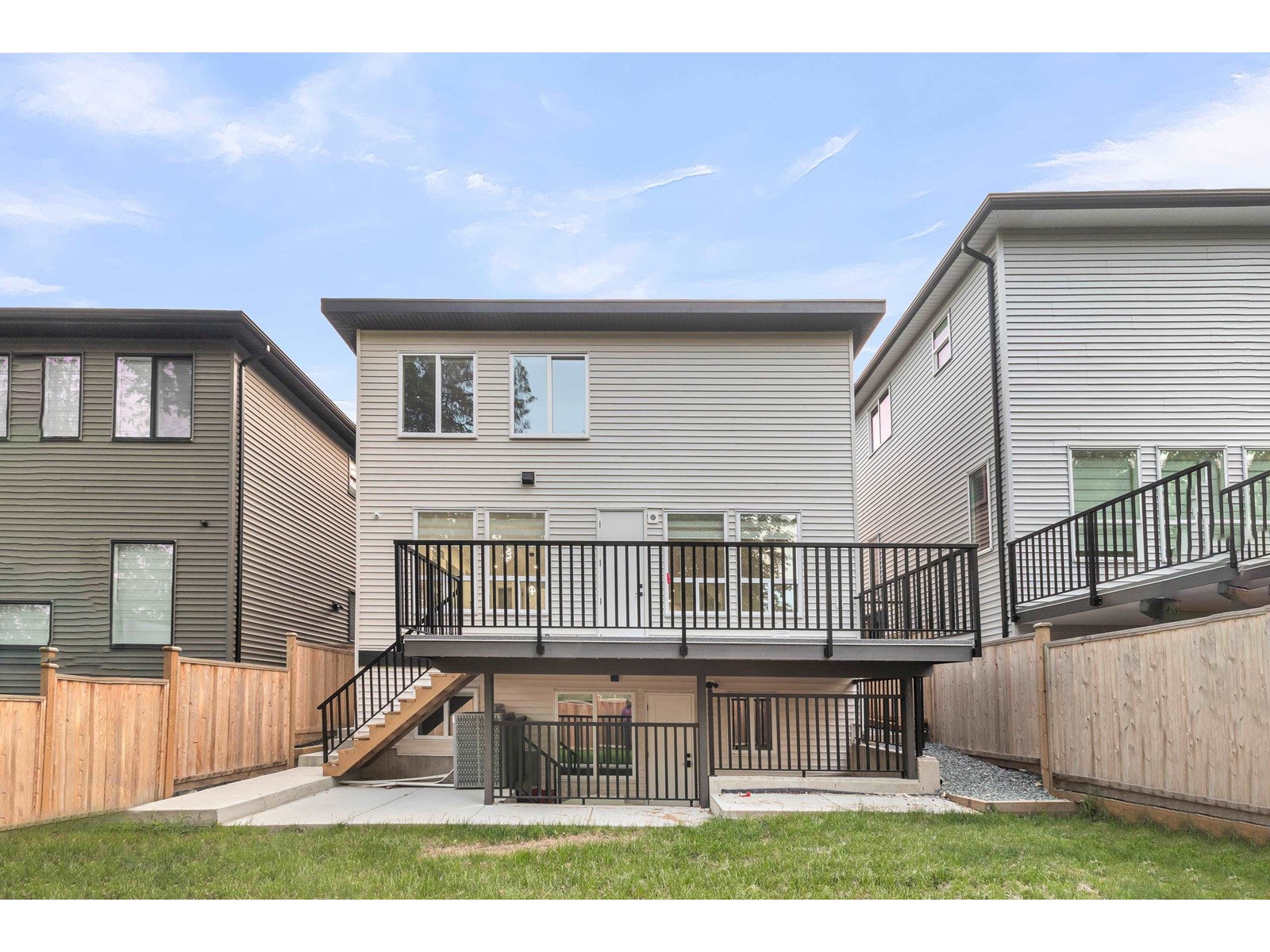 Property at 7020 205 STREET image 2