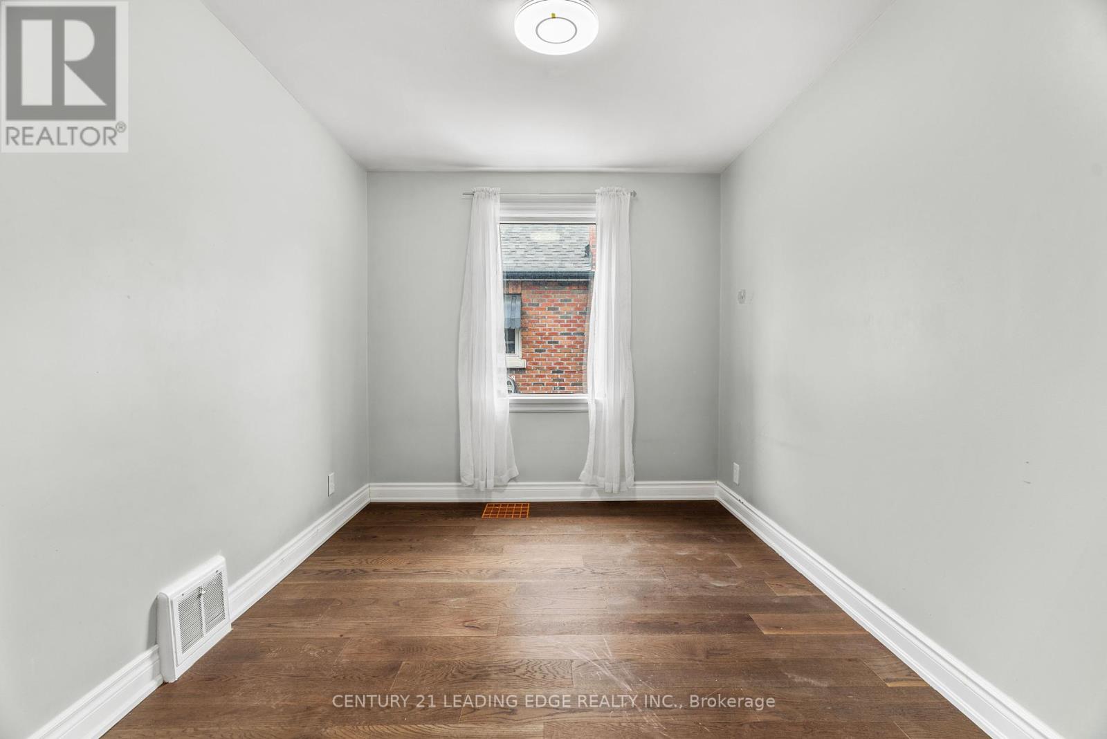 96 Oakes Avenue, Oshawa, Ontario  L1G 6C6 - Photo 18 - E12292683