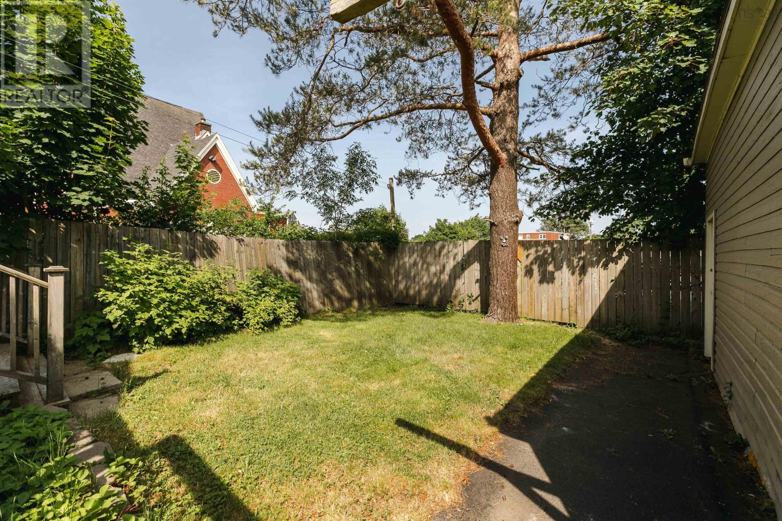 6571 Young Street, Halifax Peninsula, Nova Scotia  B3L 2A5 - Photo 37 - 202518092