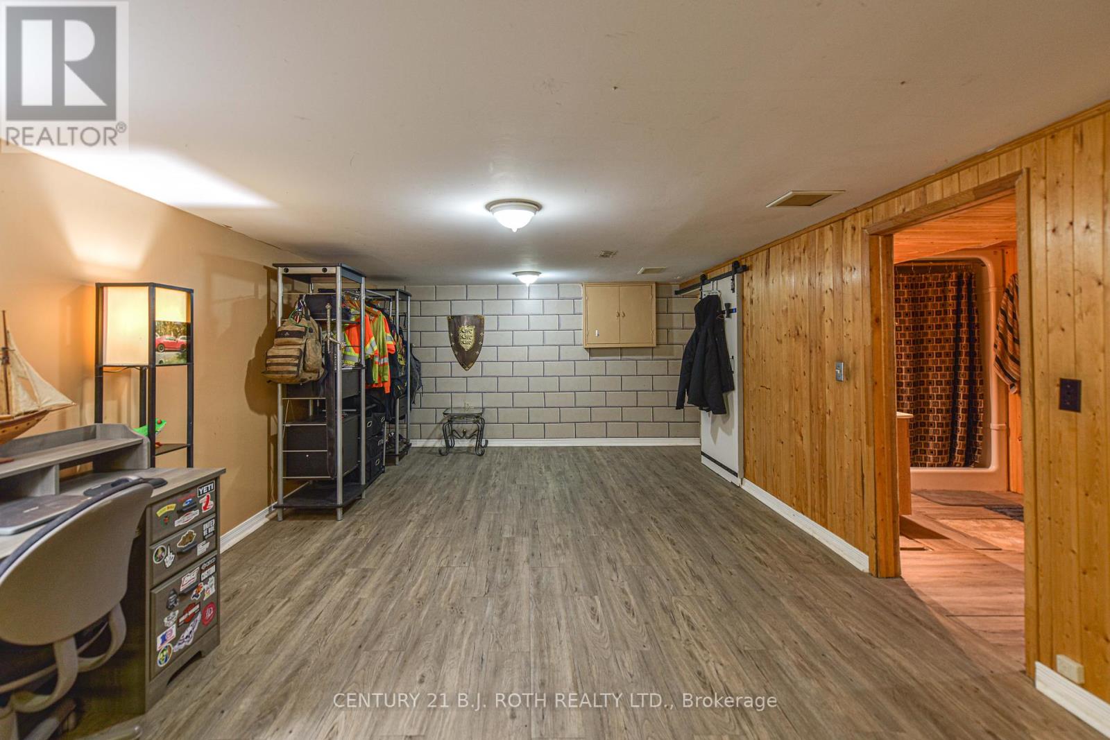 6046 Vasey Road, Tay, Ontario  L0L 1P0 - Photo 26 - S12099568