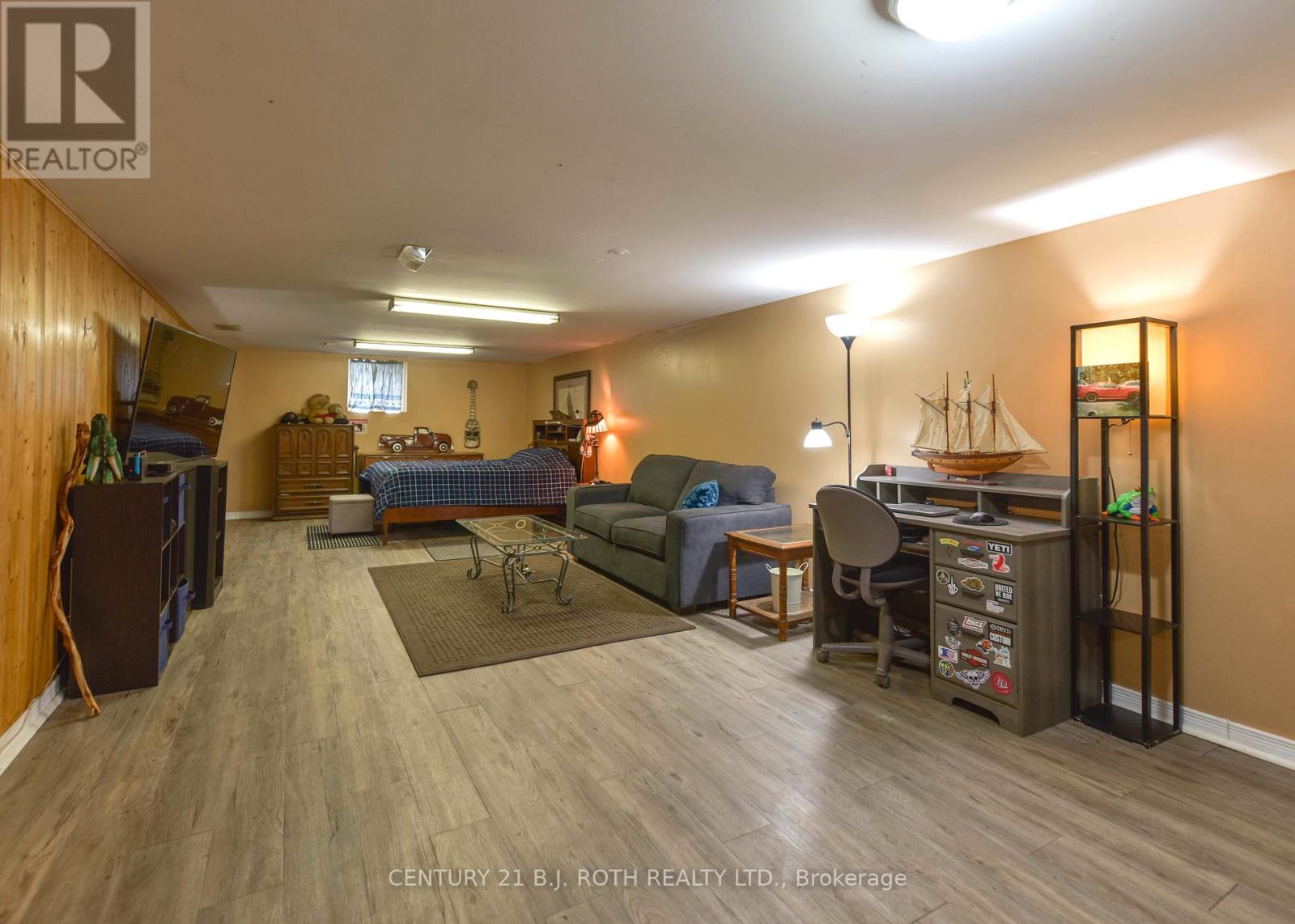 6046 Vasey Road, Tay, Ontario  L0L 1P0 - Photo 28 - S12099568