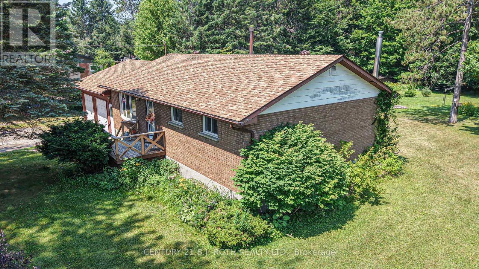 6046 Vasey Road, Tay, Ontario  L0L 1P0 - Photo 5 - S12099568