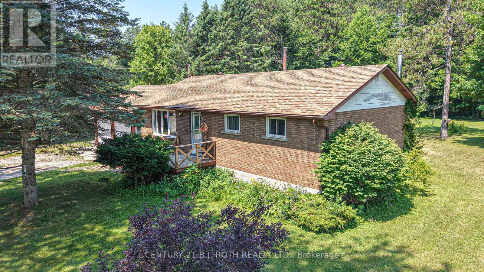 6046 Vasey Road, Tay, Ontario  L0L 1P0 - Photo 7 - S12099568