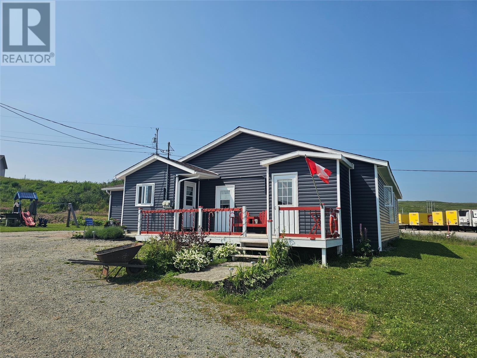 3 Dennis Road, Channel-Port Aux Basques, Newfoundland & Labrador  A0M 1C0 - Photo 2 - 1288034
