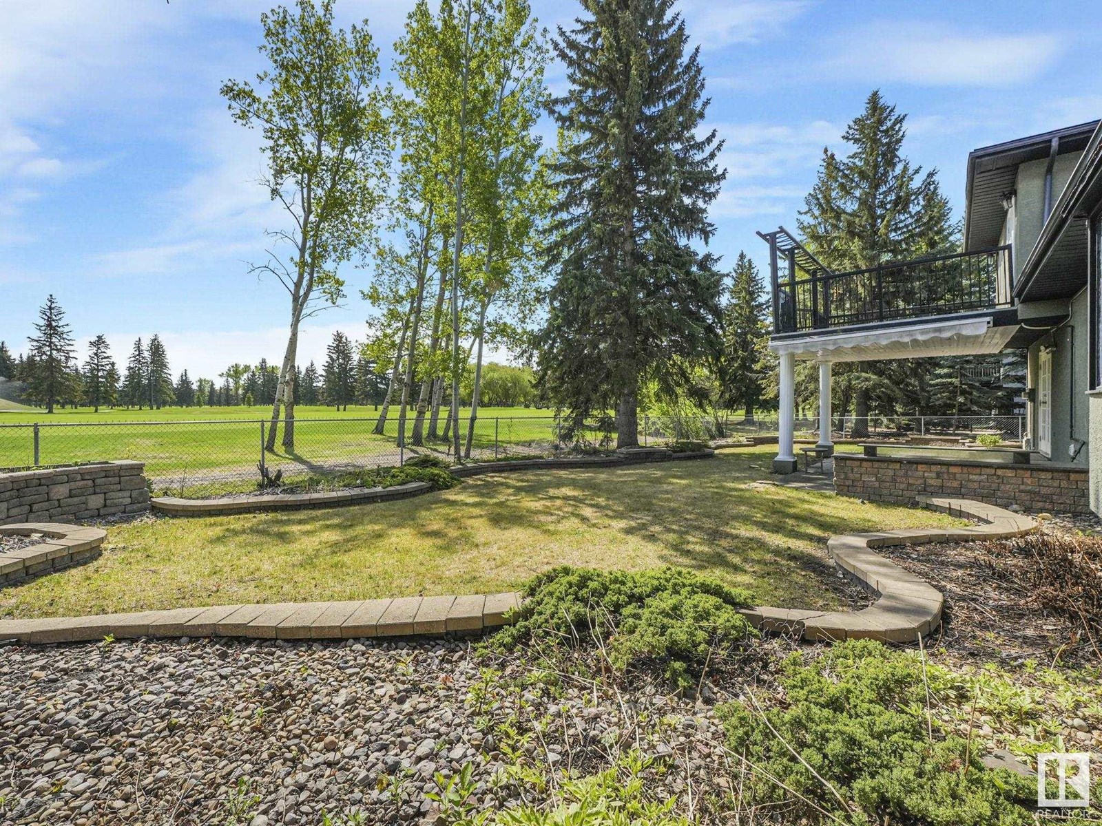 Property at 123 FAIRWAY DR NW image 5