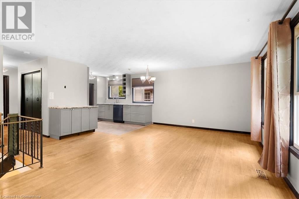 Property at 308 PAISLEY Road image 5