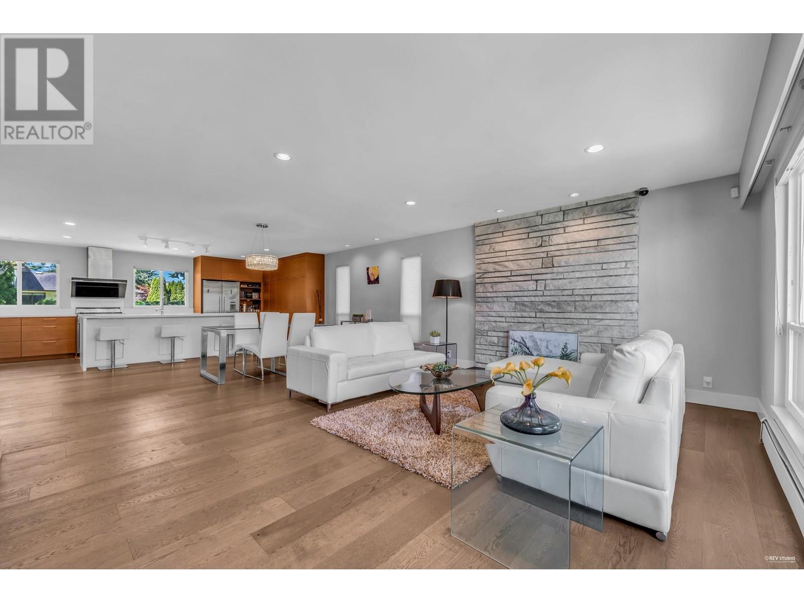 7651 Frobisher Drive, Richmond, British Columbia  V7C 4P8 - Photo 3 - R3028423