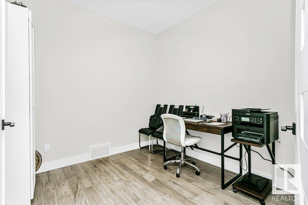 Property at 20916 131 AV NW NW image 3