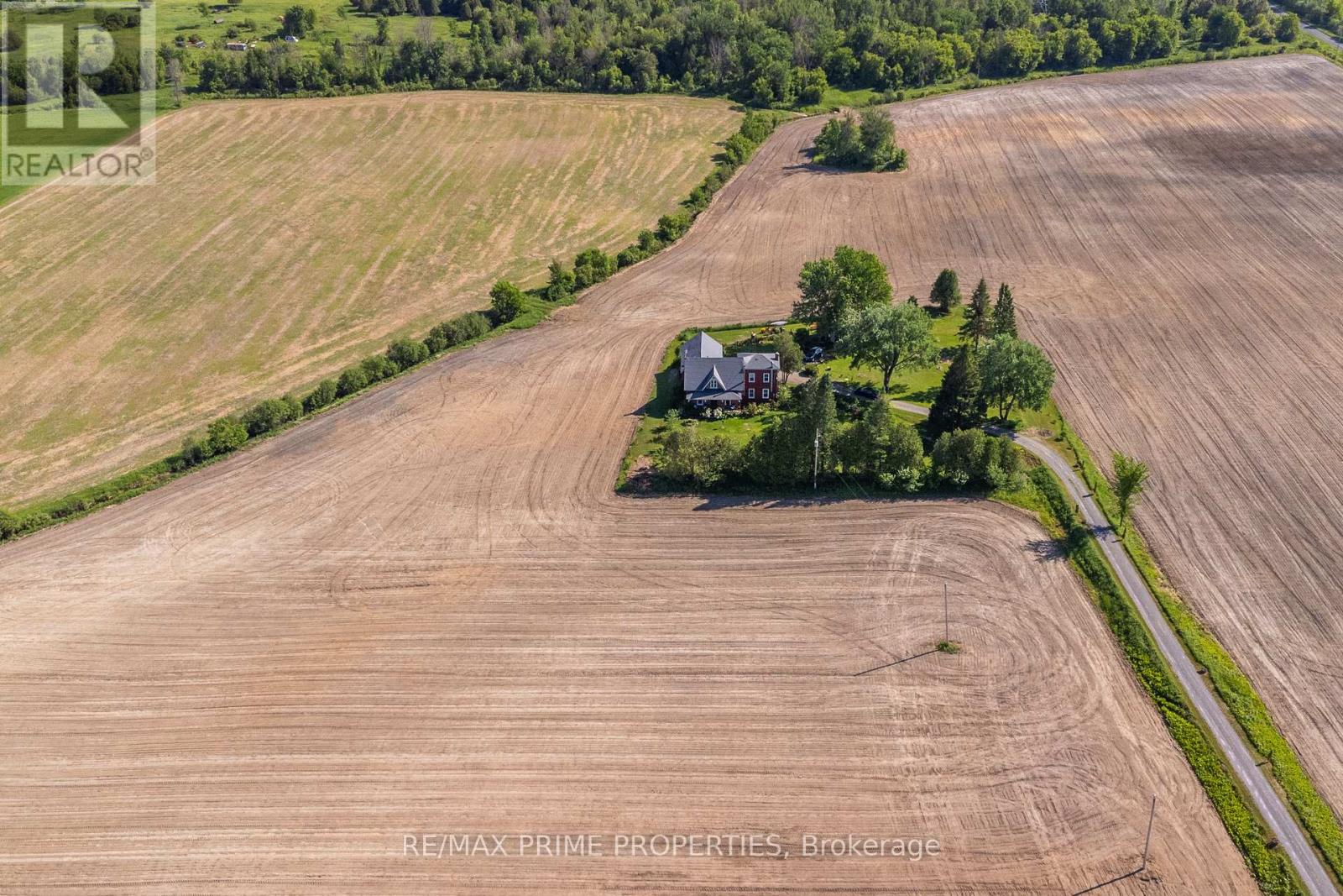 650 Concession 1 Road, Hawkesbury, Ontario  K0B 1B0 - Photo 37 - X12294349