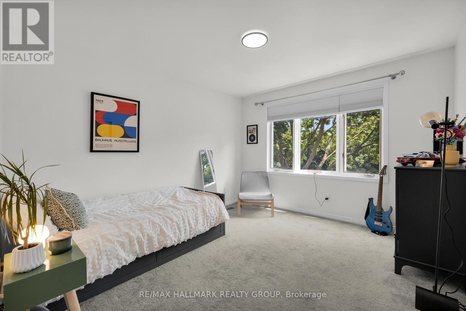 16 Allenby Road, Ottawa, Ontario  K2K 2H2 - Photo 28 - X12294366