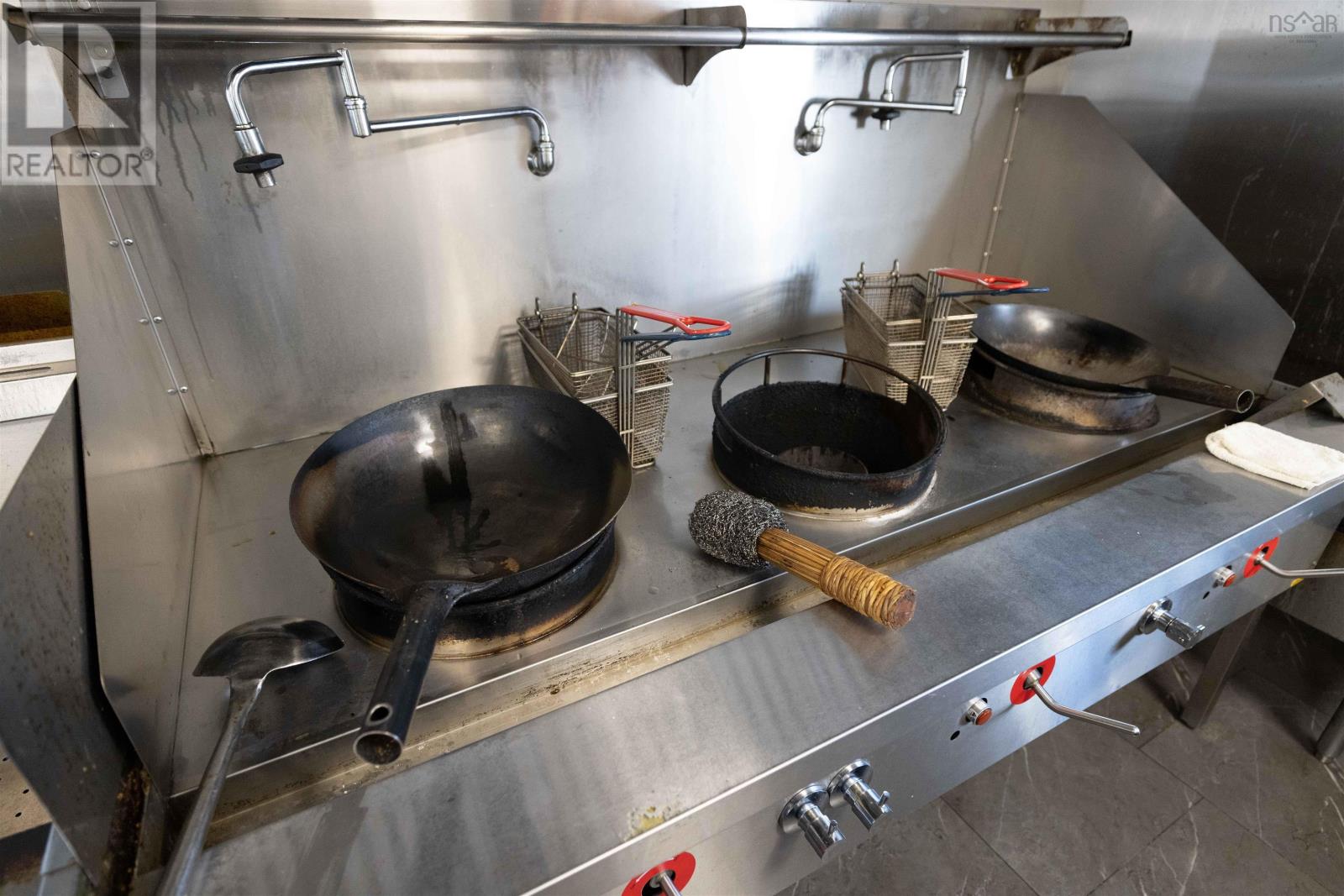 2 6238 Quinpool Road, Halifax, Nova Scotia  B3L 1A3 - Photo 15 - 202502144