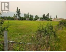 8959 ARBUCKLE Street, canal flats, British Columbia