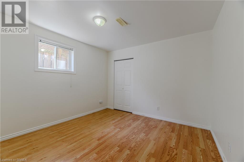 880 A Colborne Street, Brantford, Ontario  N3S 3T1 - Photo 29 - 40752795