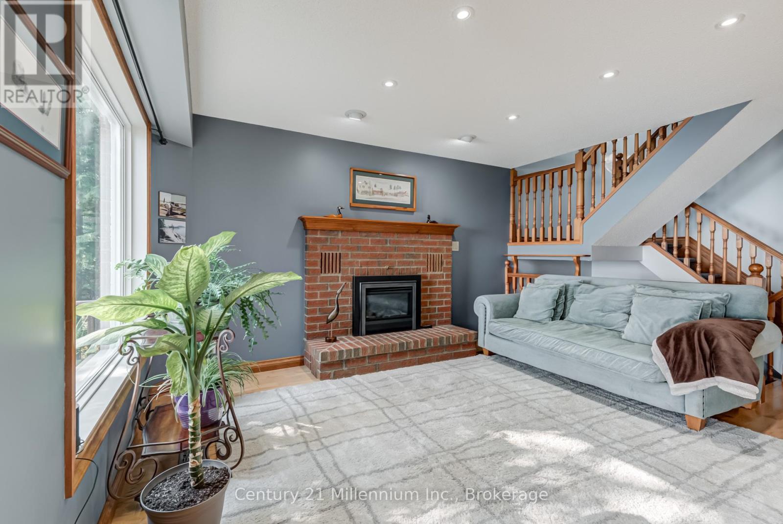 8 Willow Drive, Tiny, Ontario  L0L 1P1 - Photo 5 - S12294405