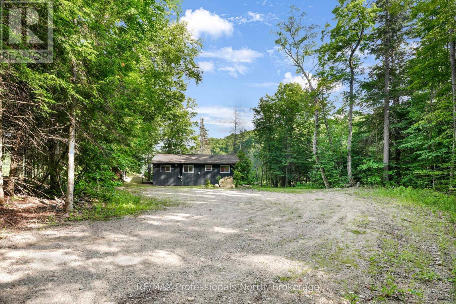 1051 Hawthorne Drive, Dysart Et Al, Ontario  K0L 1M1 - Photo 23 - X12294379