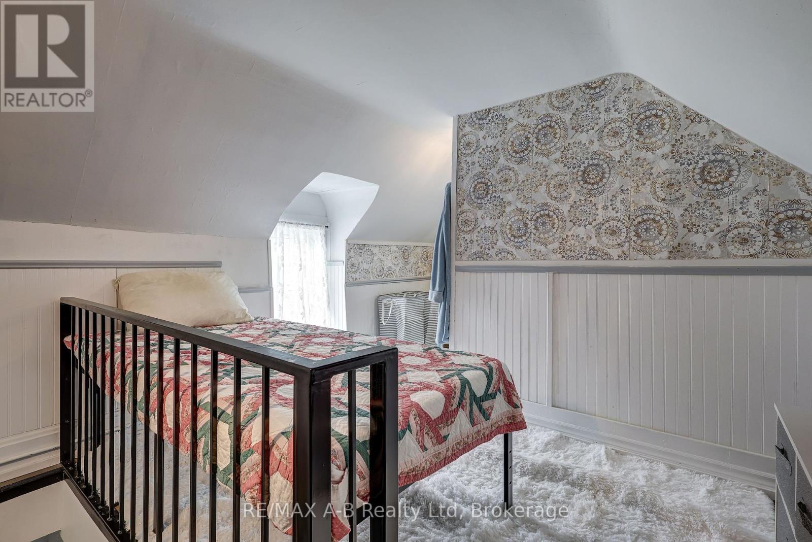 246 Wellington Street, Stratford, Ontario  N5A 2L6 - Photo 44 - X12294414