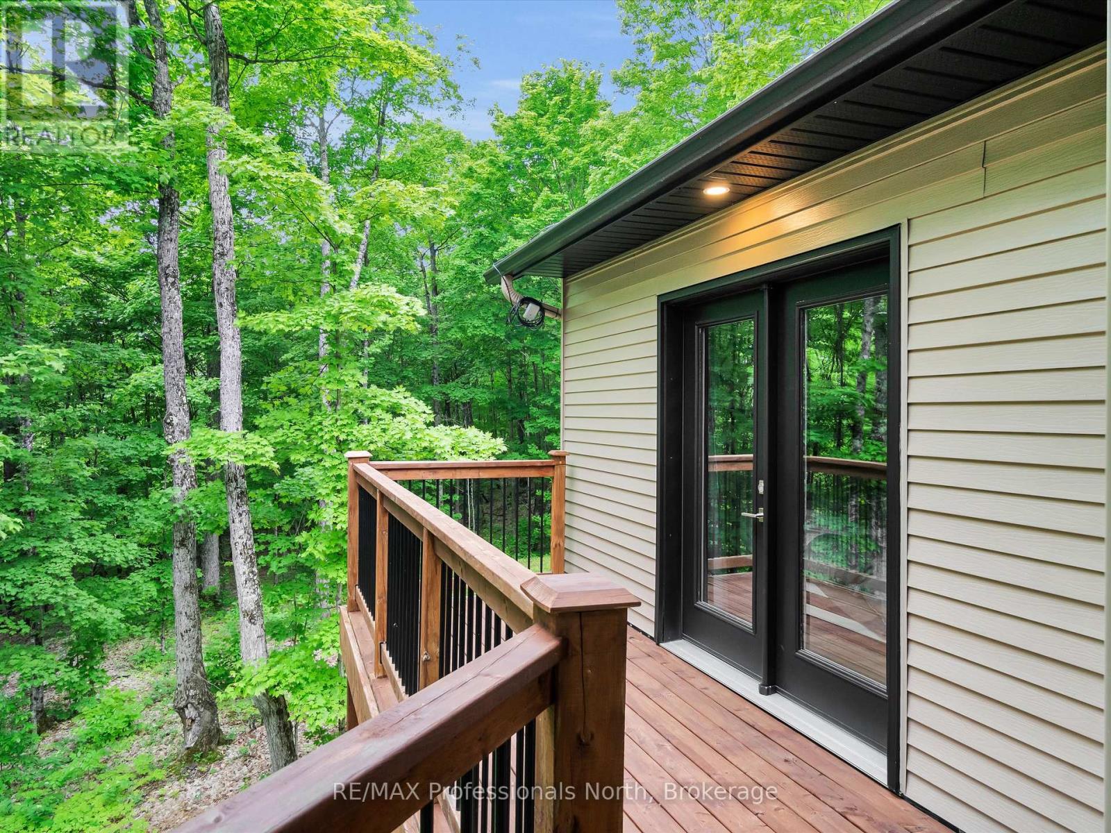 1333 Walker Lake Drive, Lake Of Bays, Ontario  P1H 2J6 - Photo 10 - X12294415