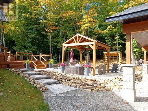 1333 Walker Lake Drive, Lake Of Bays, Ontario  P1H 2J6 - Photo 39 - X12294415