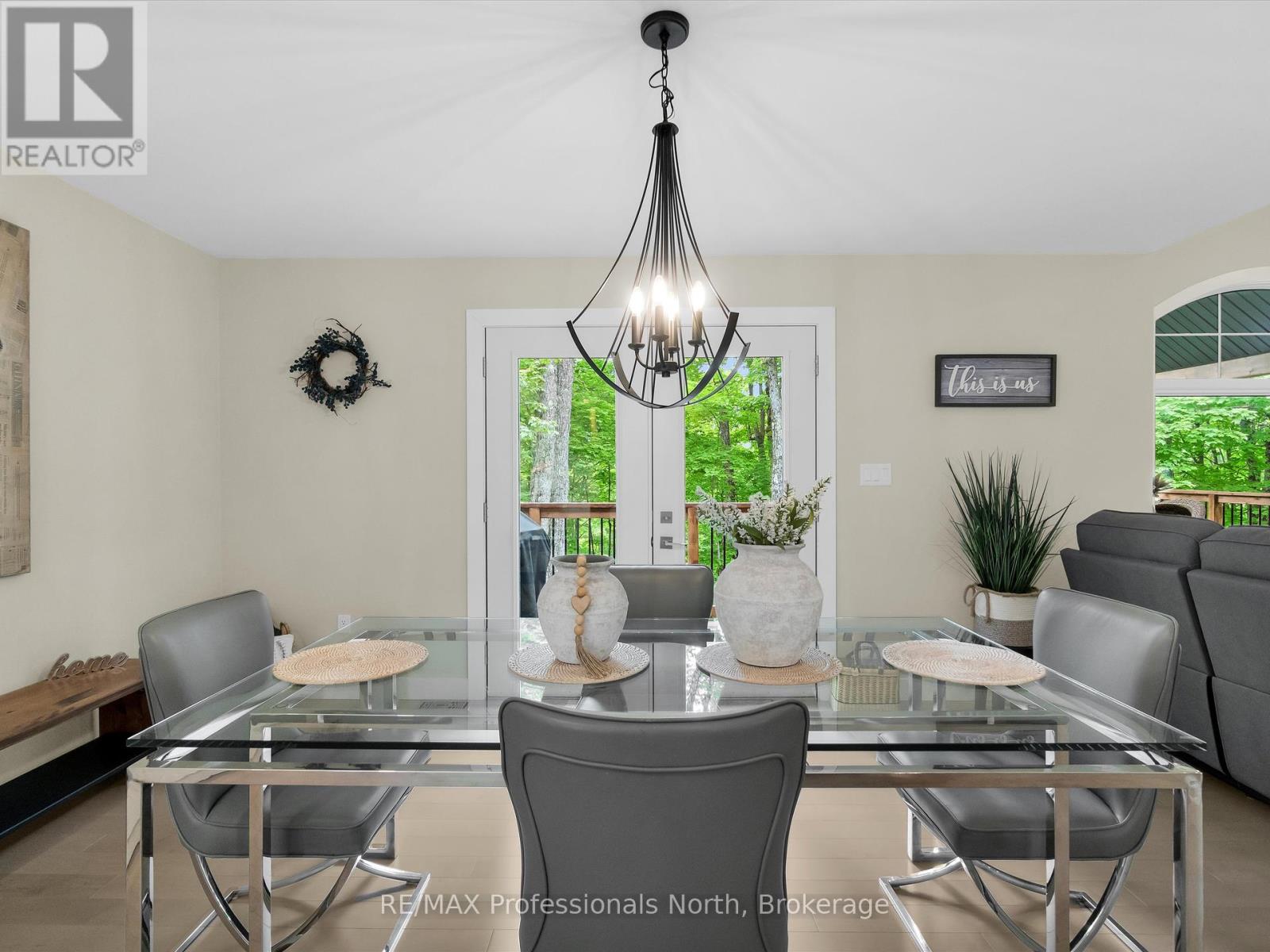 1333 Walker Lake Drive, Lake Of Bays, Ontario  P1H 2J6 - Photo 22 - X12294415