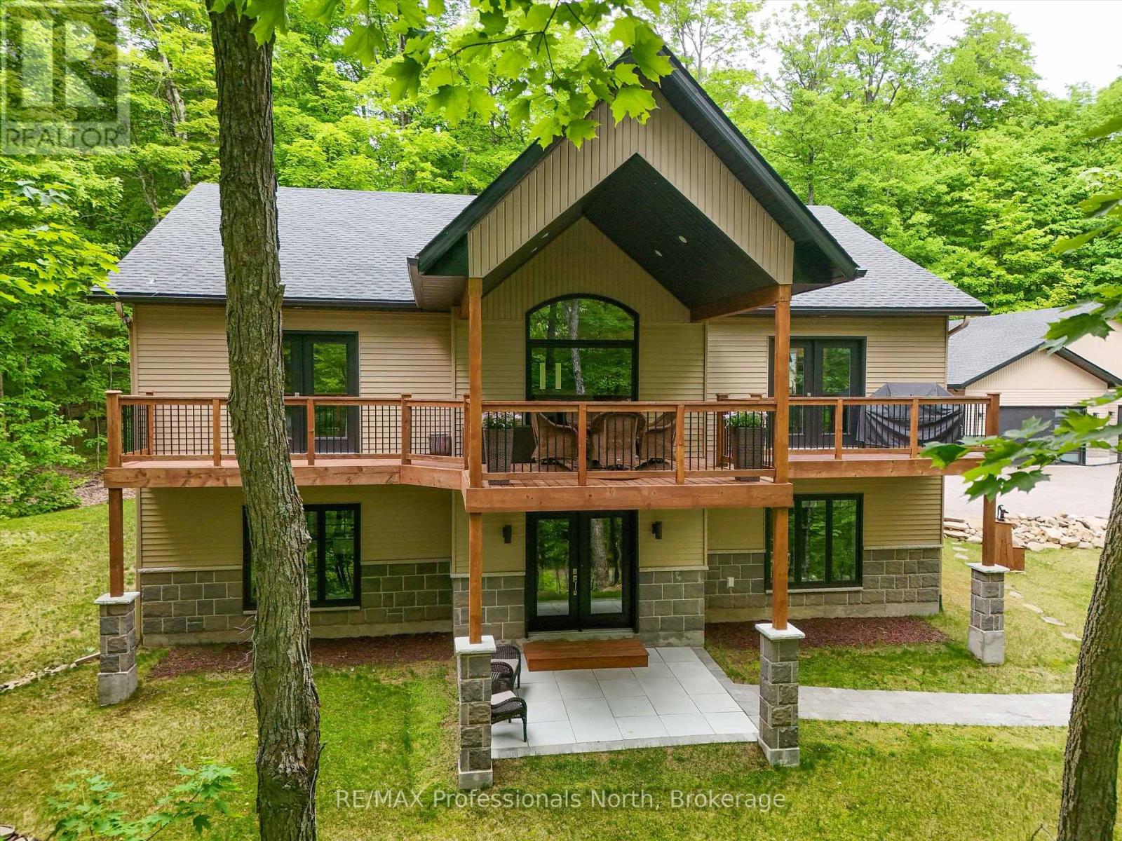 1333 Walker Lake Drive, Lake Of Bays, Ontario  P1H 2J6 - Photo 36 - X12294415