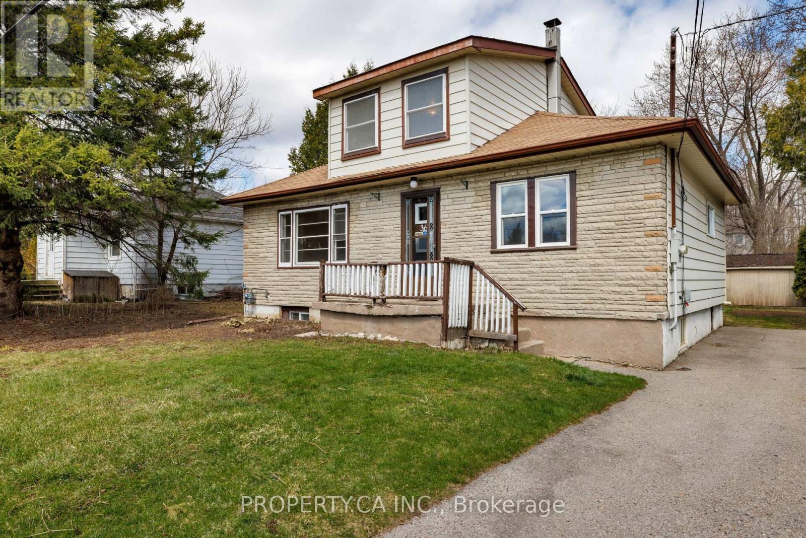 36 Sylvan Crescent, Richmond Hill, Ontario  L4E 3A1 - Photo 6 - N12294193