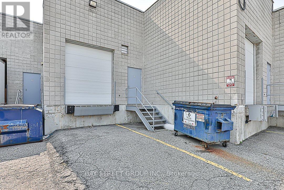 11 & 12 - 60 West Wilmot Street, Richmond Hill, Ontario  L4B 1H8 - Photo 13 - N12294242