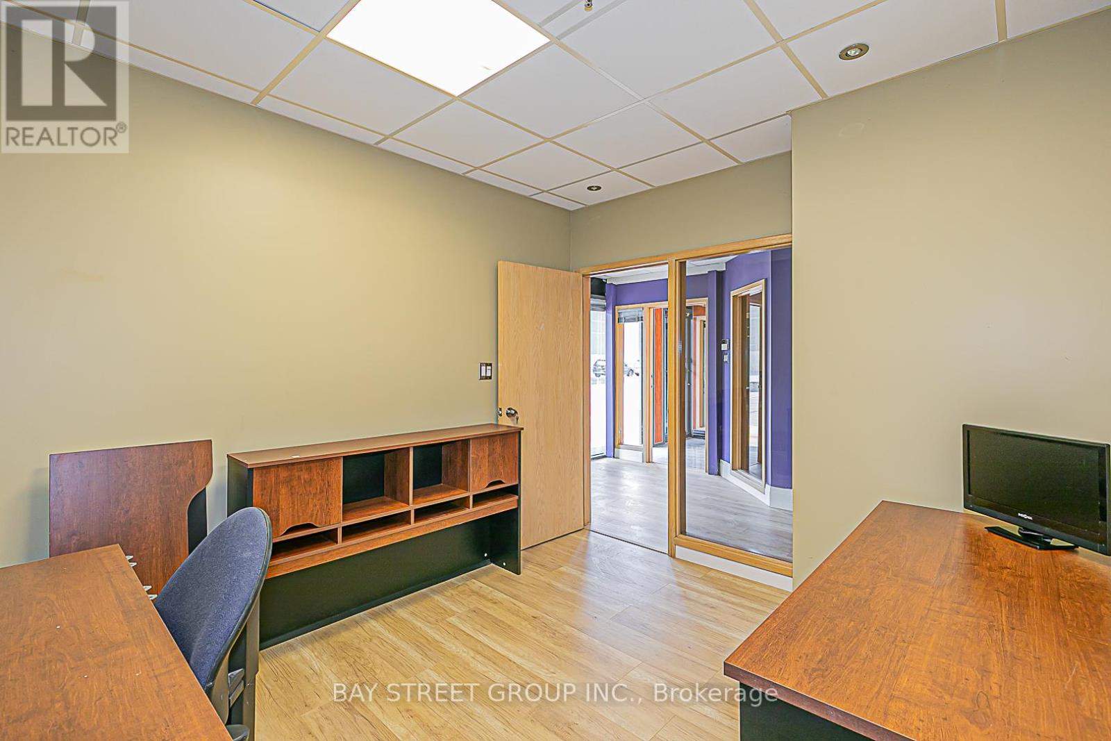11 & 12 - 60 West Wilmot Street, Richmond Hill, Ontario  L4B 1H8 - Photo 5 - N12294242