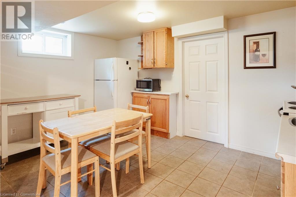 642 Cedargrove Place, Waterloo, Ontario  N2L 4Y9 - Photo 36 - 40752465