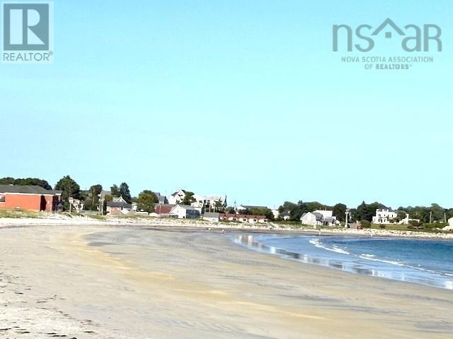 17 Locke Street, Lockeport, Nova Scotia  B0T 1L0 - Photo 7 - 202518100