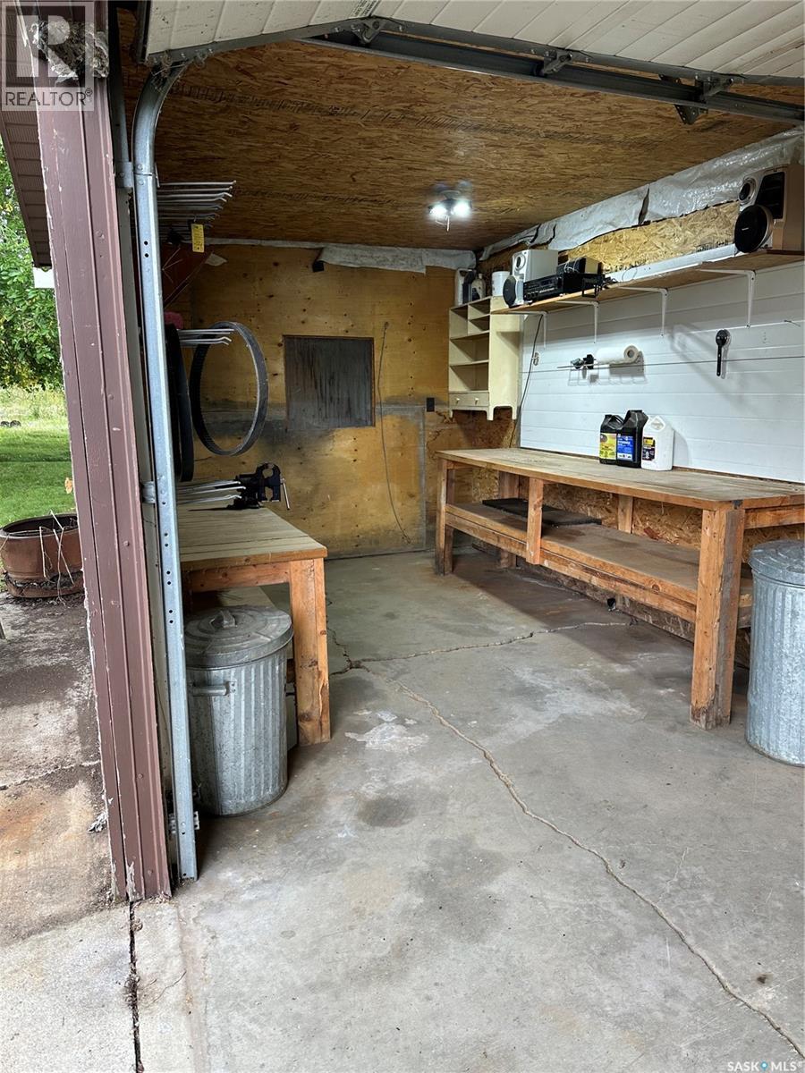 60 2nd Street N, Weekes, Saskatchewan  S0E 1V0 - Photo 7 - SK004002