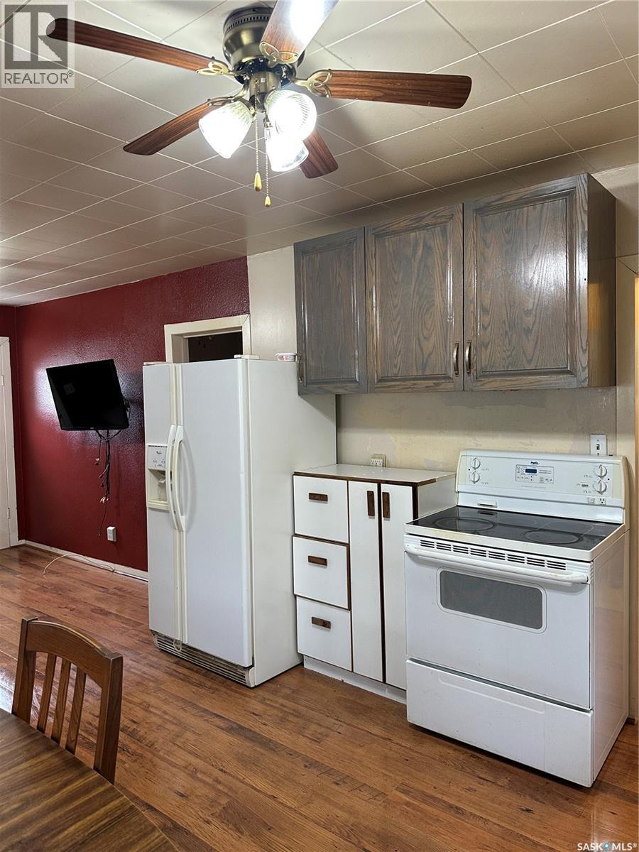 60 2nd Street N, Weekes, Saskatchewan  S0E 1V0 - Photo 17 - SK004002