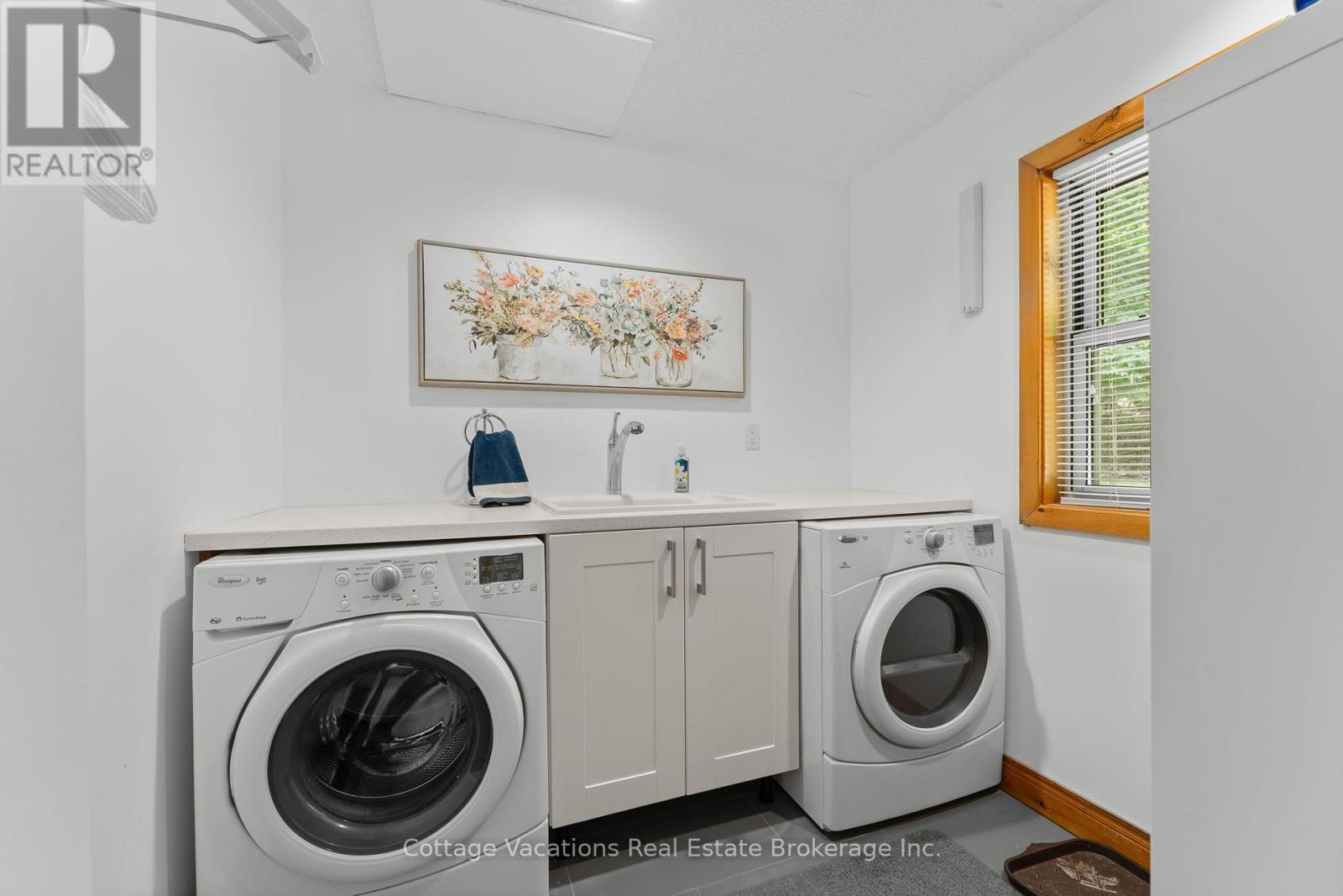 1292 Port Cunnington Road, Lake Of Bays (Franklin), Ontario  P0A 1H0 - Photo 19 - X12293745