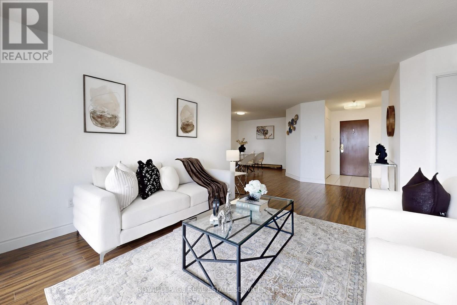 1004 - 1300 Islington Avenue, Toronto, Ontario  M9A 5C4 - Photo 4 - W12294237