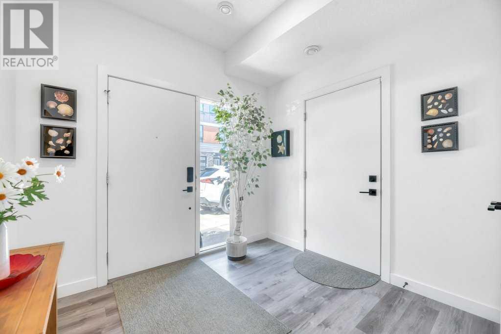 Property at 87 Na'a Heights SW image 2