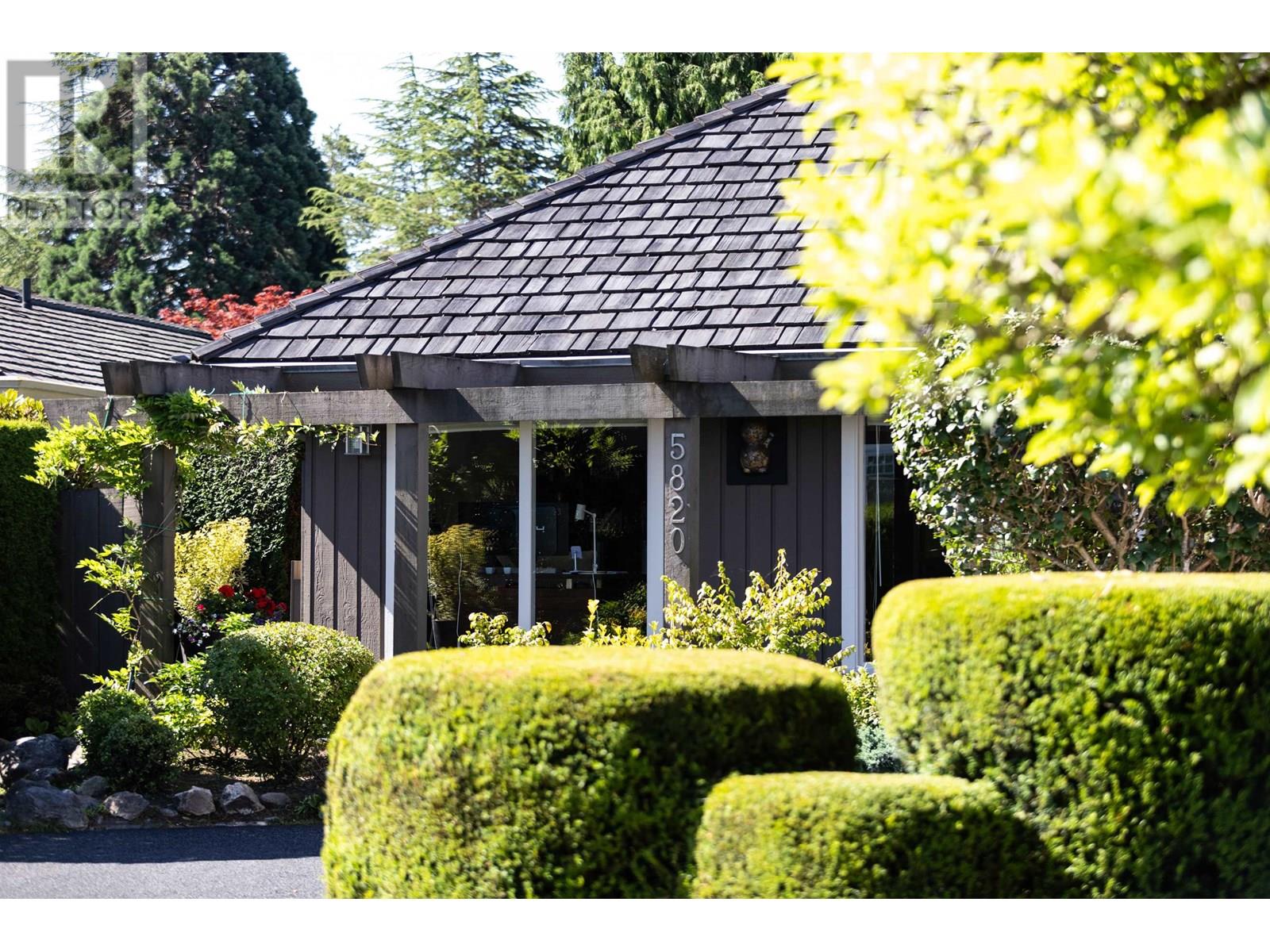 5820 Sandpiper Court, Richmond, British Columbia  V7E 3P7 - Photo 3 - R3028440