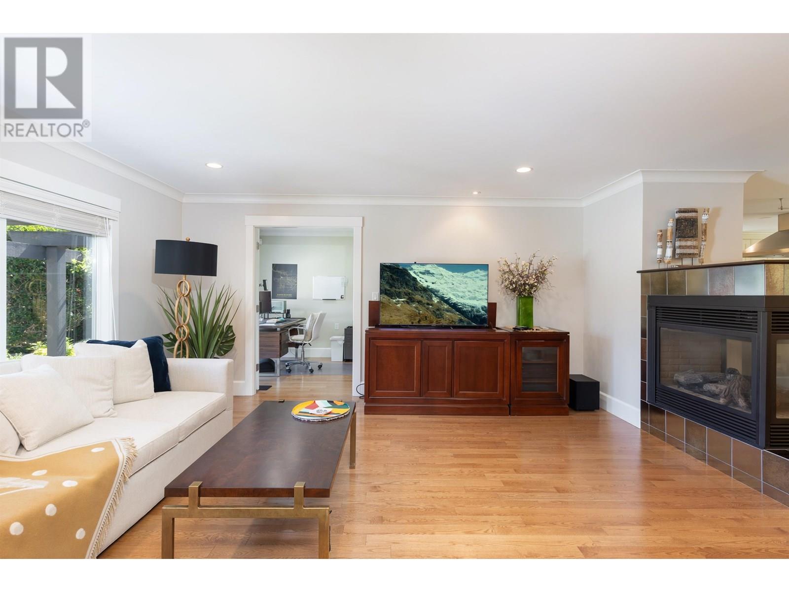 5820 Sandpiper Court, Richmond, British Columbia  V7E 3P7 - Photo 5 - R3028440