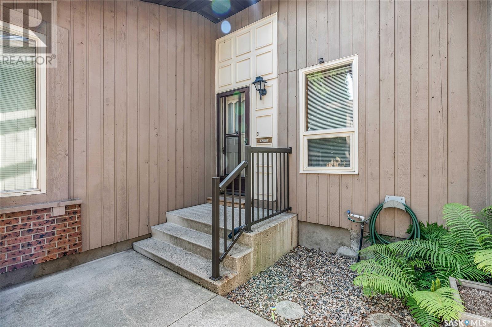 Property at 606 Whitewood WAY image 3