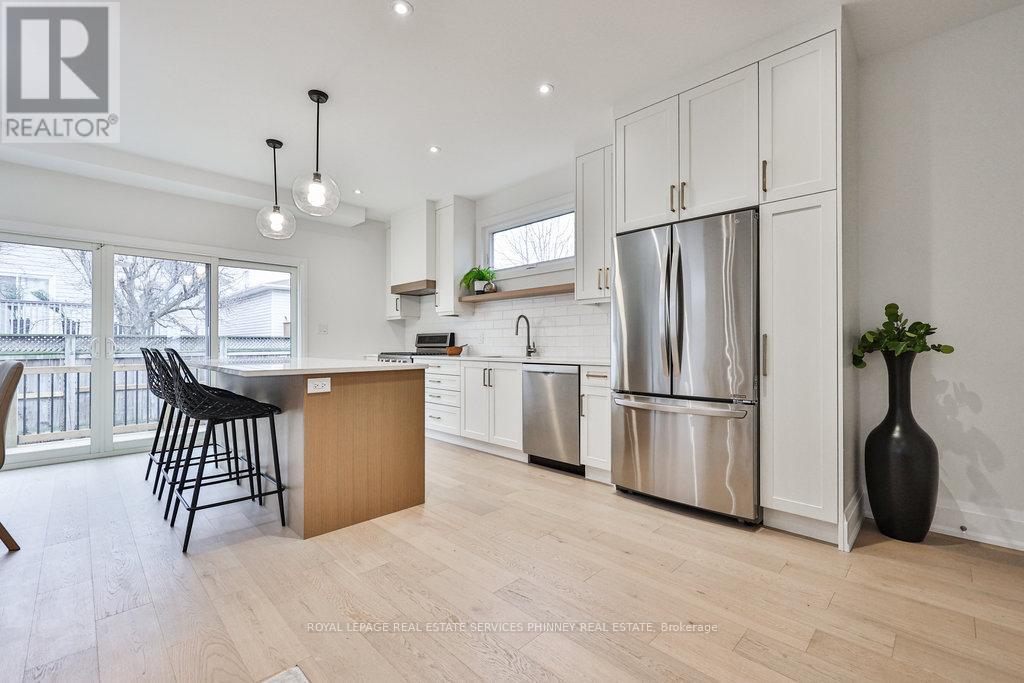 Property at 28 LAKESIDE DRIVE image 4
