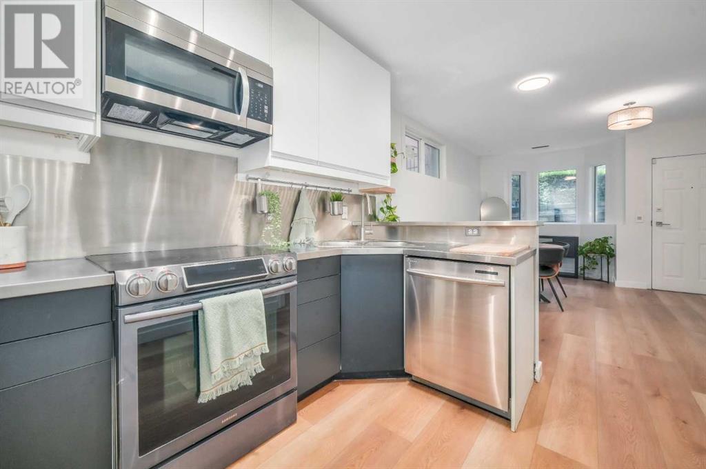 Property at 102, 1014 14 Avenue SW image 2