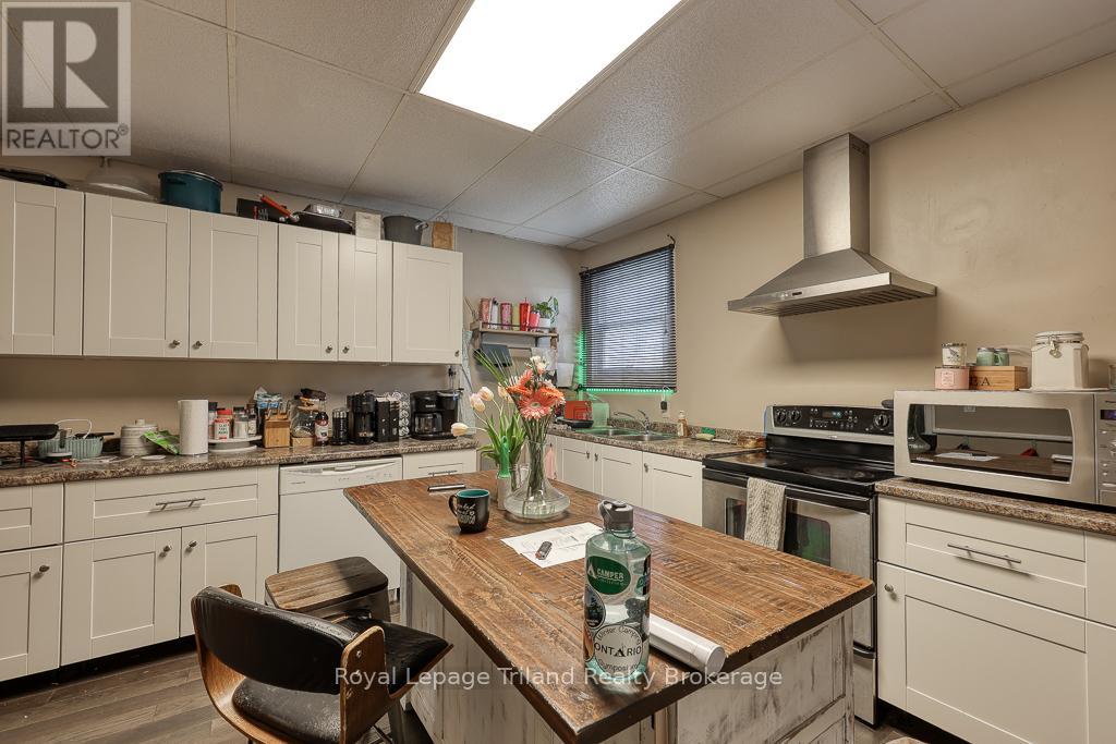 75 & 77 Reeve Street, Woodstock, Ontario  N4S 3G7 - Photo 31 - X12294467