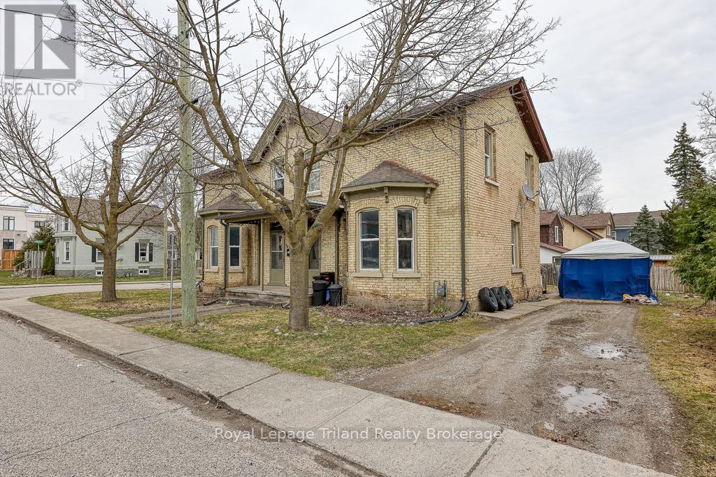 75 & 77 Reeve Street, Woodstock, Ontario  N4S 3G7 - Photo 4 - X12294467