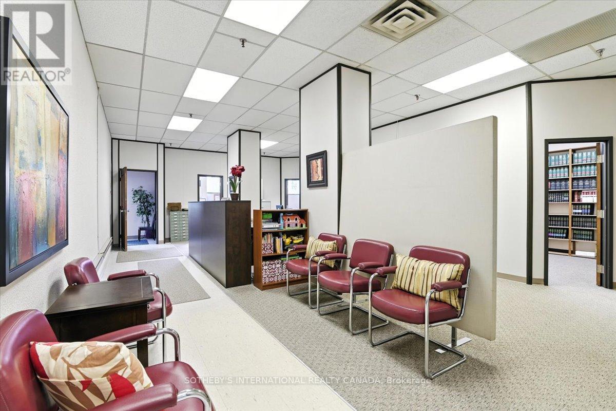 101 - 50 Richmond Street E, Oshawa, Ontario L1G 7C9 - Photo 10 - E12294419