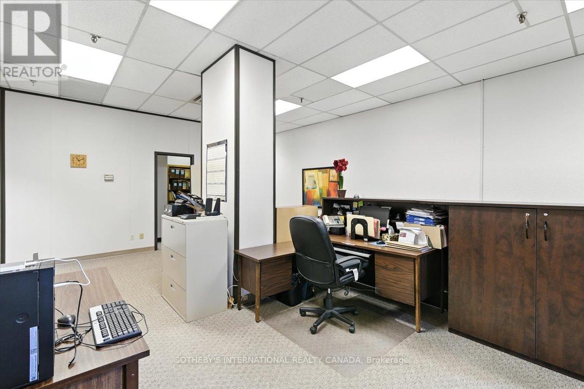 101 - 50 Richmond Street E, Oshawa, Ontario L1G 7C9 - Photo 11 - E12294419