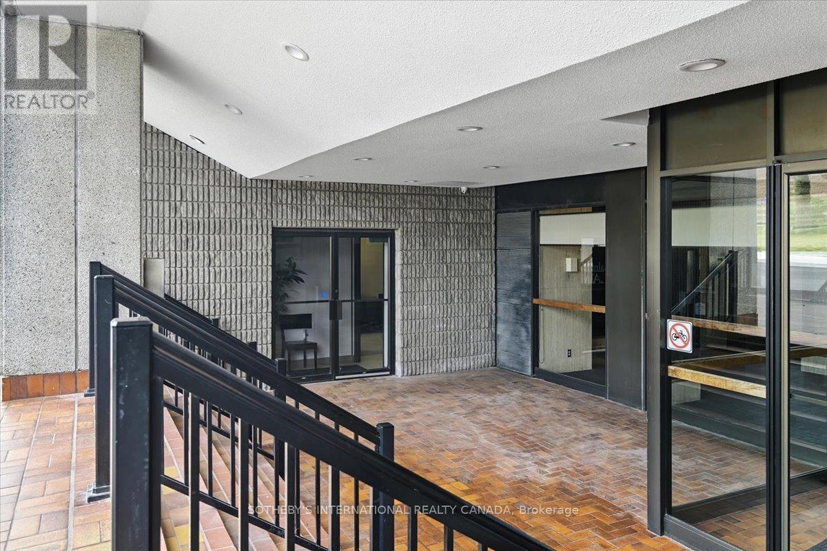 101 - 50 Richmond Street E, Oshawa, Ontario L1G 7C9 - Photo 2 - E12294419